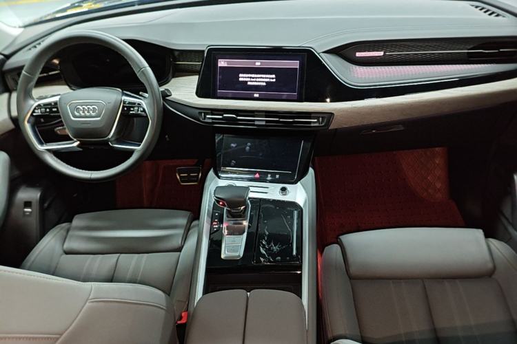 Used Audi Q6 2023 45 TFSI quattro Qiyun Edition Light Yulin Package Center Console