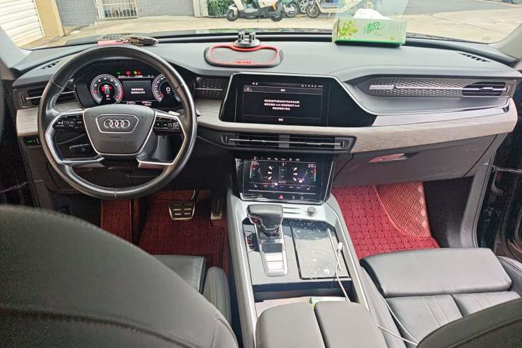 Used Audi Q6 2023 45 TFSI quattro Qiyun Edition Yulin Package Center Console