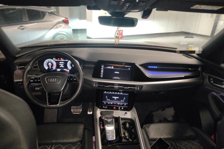 Used Audi Q6 2023 50 TFSI quattro Xingyun Edition Flying Rider Package Center Console