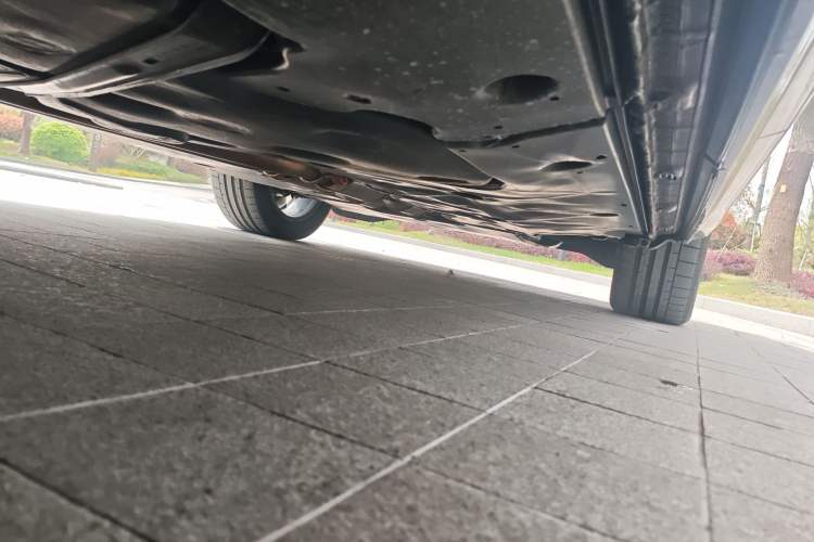 Used Audi Q6 2023 50 TFSI quattro Xingyun Edition Flying Rider Package Chassis Rear Right