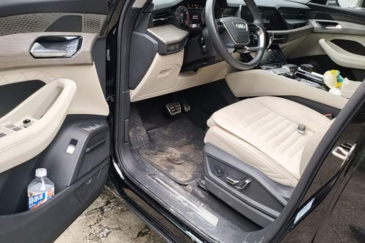 Used Audi Q6 2023 45 TFSI quattro Qiyun Edition Yulin Package Driver Seat