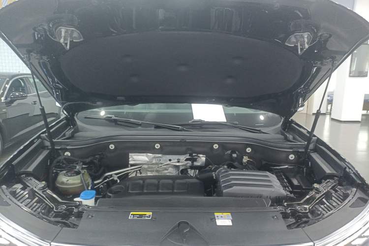 Used Audi Q6 2023 40 TFSI quattro Guanyun Edition Yulin Package Engine Bay
