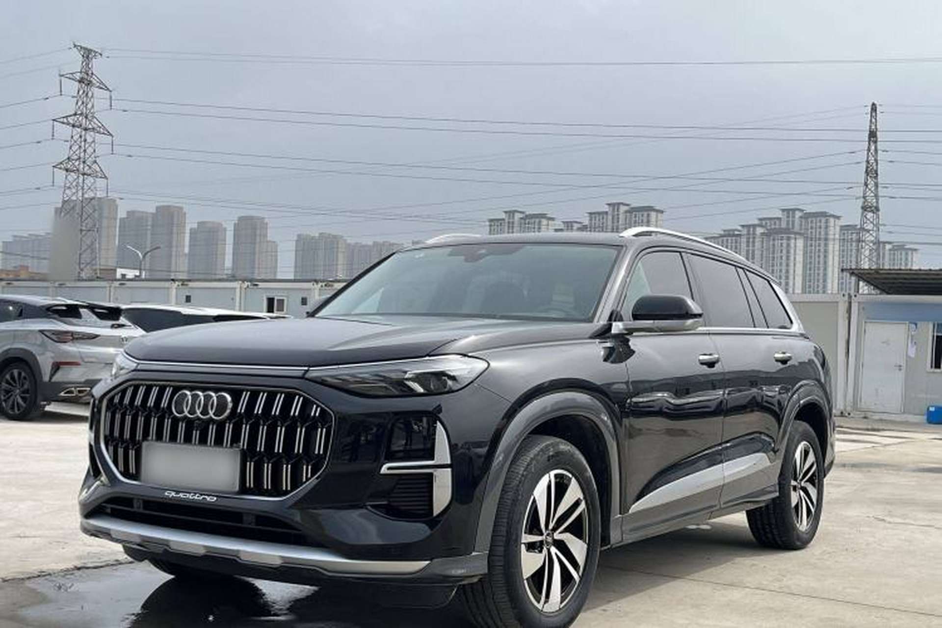 Used Audi Q6 2023 40 TFSI quattro Guanyun Edition Light Yulin Package Front Left 45 Deg