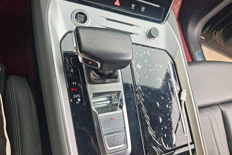 Used Audi Q6 2023 45 TFSI quattro Qiyun Edition Yulin Package Gear Lever