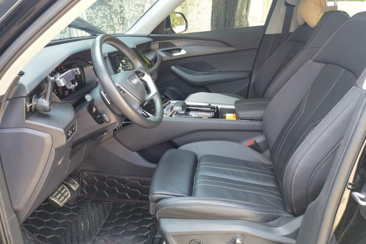 Used Audi Q6 2023 40 TFSI quattro Guanyun Edition Light Yulin Package Left Front Seat