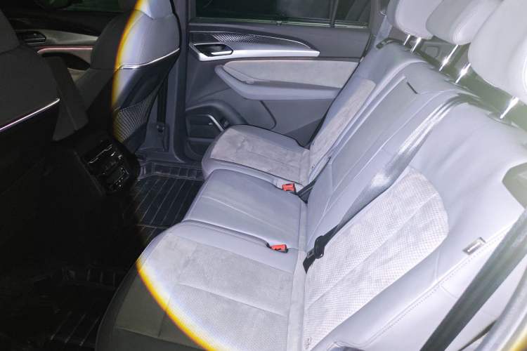 Used Audi Q6 2023 45 TFSI quattro Qiyun Edition Flying Rider Package Left Rear Seat