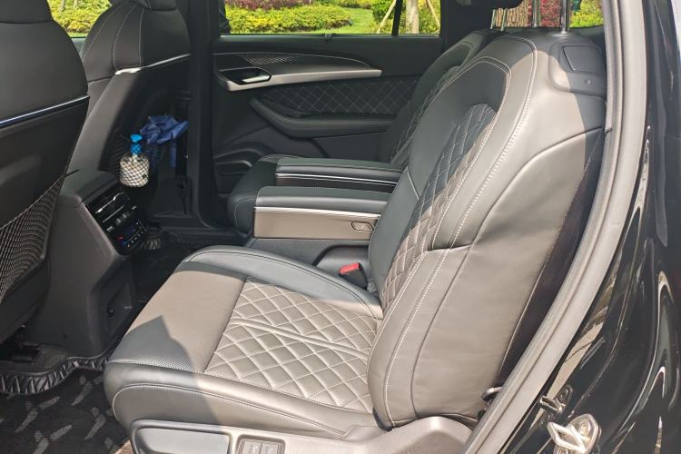 Used Audi Q6 2023 50 TFSI quattro Xingyun Edition Flying Rider Package Left Rear Seat