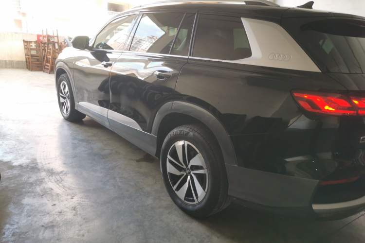 Used Audi Q6 2023 40 TFSI quattro Guanyun Edition Light Yulin Package Left Side