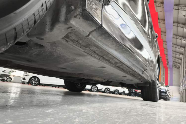Used Audi Q6 2023 40 TFSI quattro Guanyun Edition Light Riding Package Left Side Sill