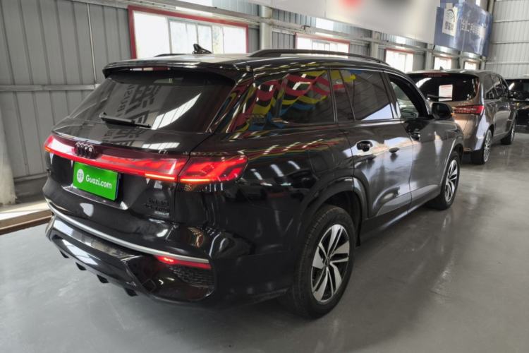 Used Audi Q6 2023 40 TFSI quattro Guanyun Edition Light Riding Package Rear Right 45 Deg