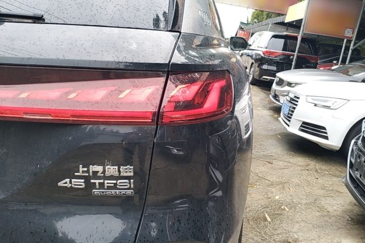 Used Audi Q6 2023 45 TFSI quattro Qiyun Edition Yulin Package Right Rear Taillight