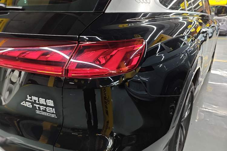Used Audi Q6 2023 45 TFSI quattro Qiyun Edition Light Yulin Package Right Rear Taillight