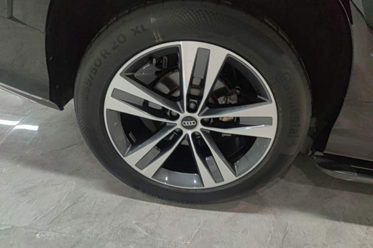 Used Audi Q6 2023 45 TFSI quattro Qiyun Edition Flying Rider Package Right Rear Wheel Hub