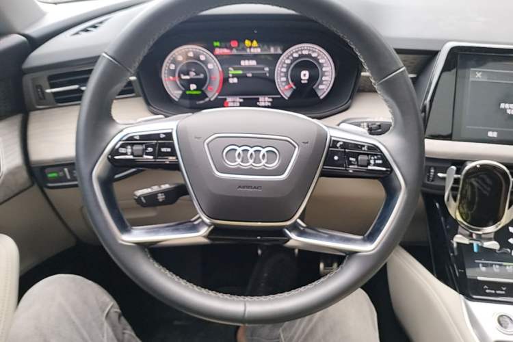 Used Audi Q6 2023 45 TFSI quattro Qiyun Edition Yulin Package Steering Wheel