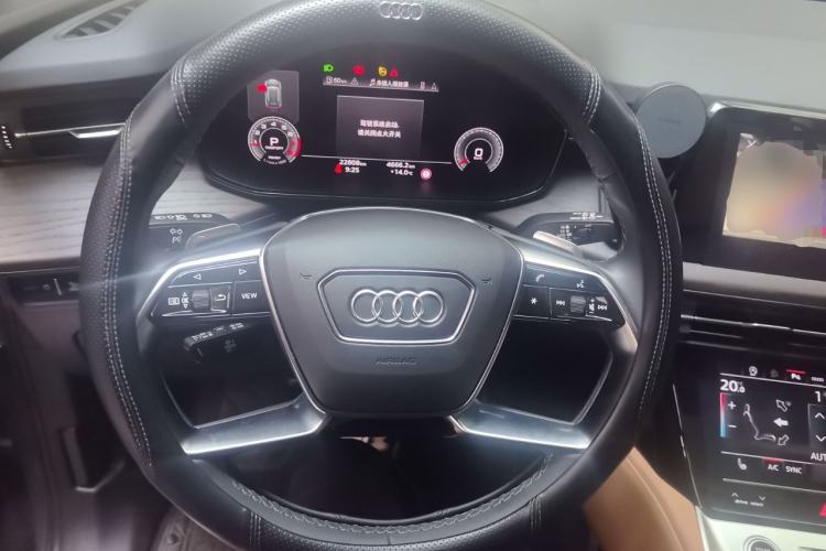 Used Audi Q6 2023 40 TFSI quattro Guanyun Edition Light Yulin Package Steering Wheel