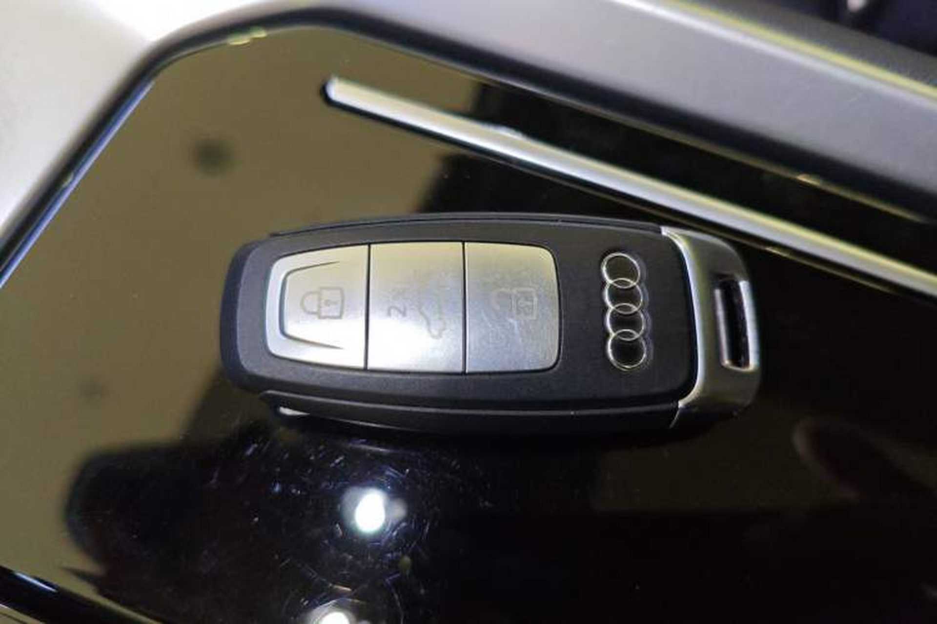 Used Audi Q6 2023 40 TFSI quattro Guanyun Edition Light Yulin Package Vehicle Key