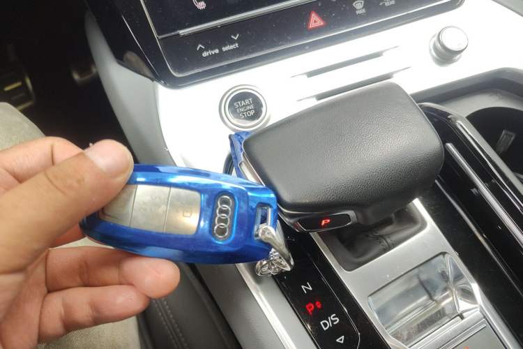 Used Audi Q6 2023 45 TFSI quattro Qiyun Edition Light Yulin Package Vehicle Key