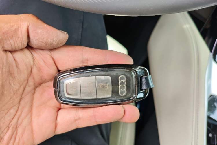 Used Audi Q6 2023 45 TFSI quattro Qiyun Edition Light Yulin Package Vehicle Key