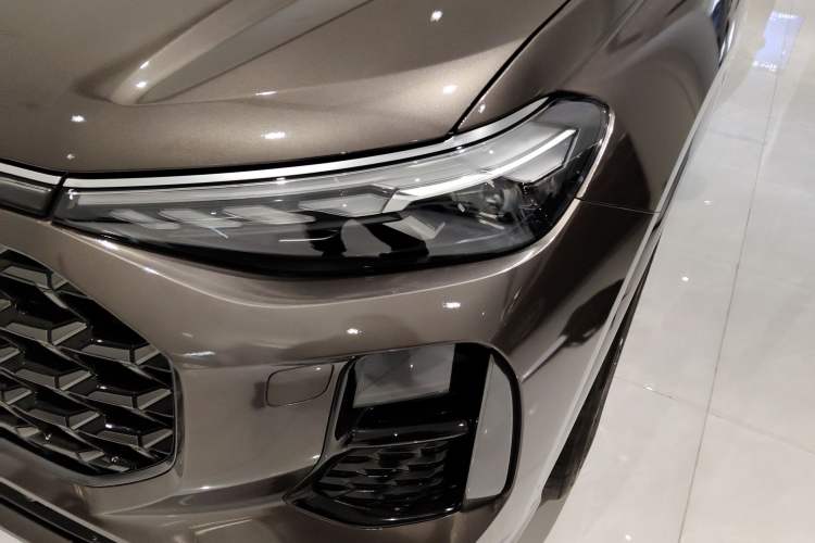 Used Audi Q6 2023 50 TFSI quattro Lingyun Edition edition one Left Front Headlight