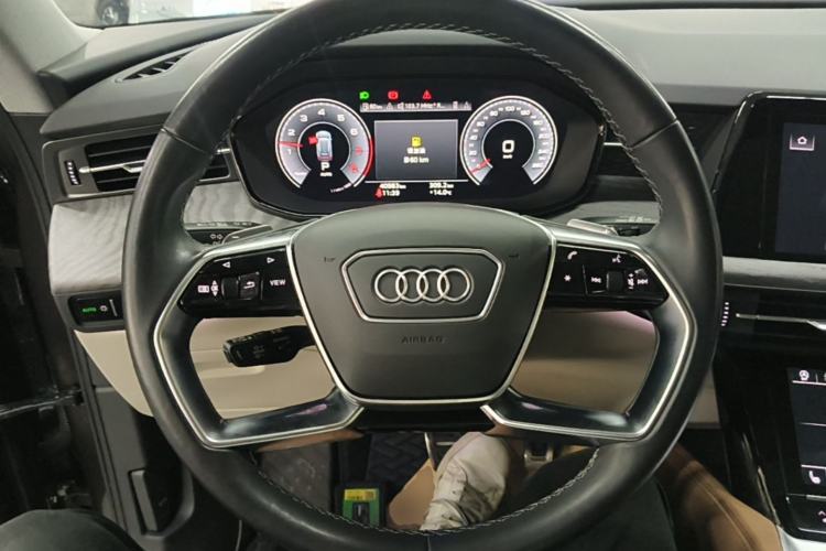 Used Audi Q6 2023 50 TFSI quattro Shadow Warrior Edition Steering Wheel