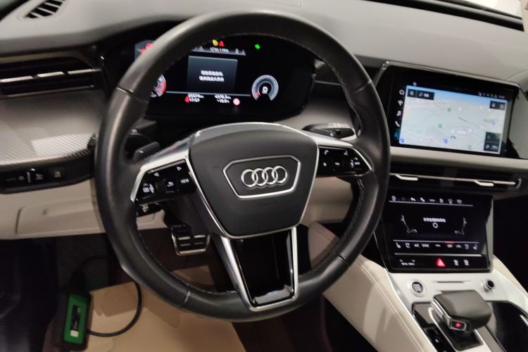 Used Audi Q6 2023 50 TFSI quattro Lingyun Edition edition one Steering Wheel