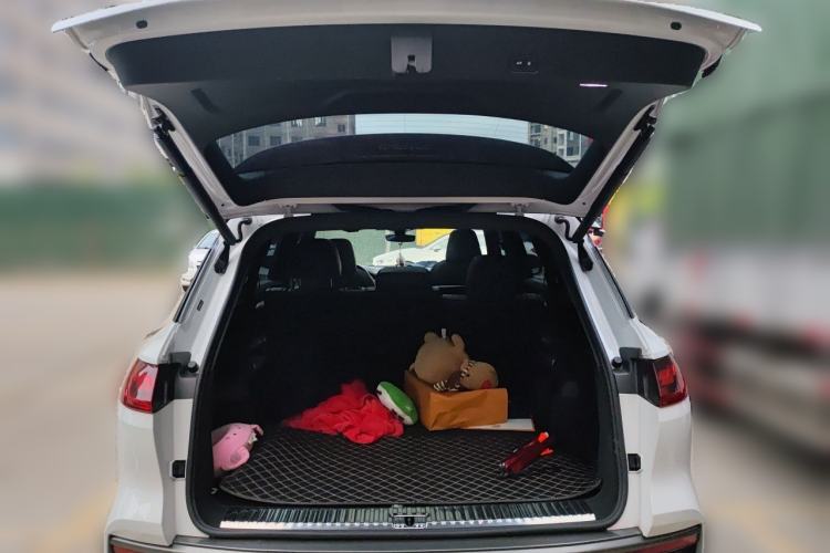 Used Audi Q6 2023 40 TFSI quattro Guanyun Edition Light Riding Package Trunk