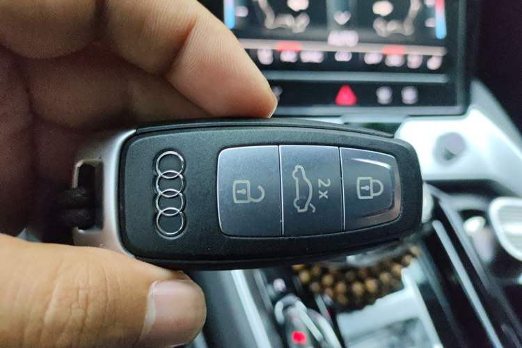 Used Audi Q6 2023 40 TFSI quattro Guanyun Edition Light Riding Package Vehicle Key