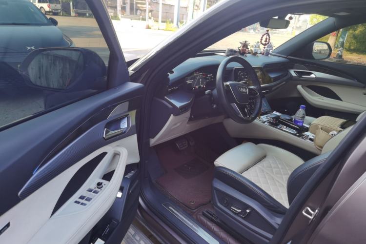 Used Audi Q6 2023 50 TFSI quattro Lingyun Edition edition one Driver Seat
