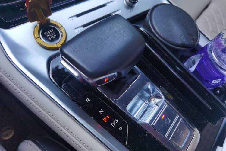 Used Audi Q6 2023 50 TFSI quattro Lingyun Edition edition one Gear Lever
