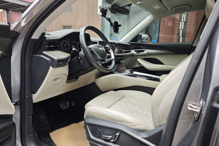 Used Audi Q6 2023 45 TFSI quattro Qiyun Edition Yulin Package Interior 1