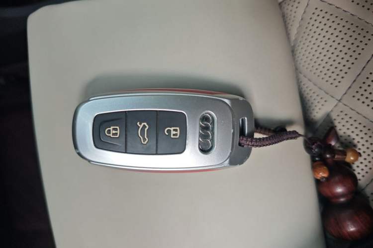 Used Audi Q6 2023 50 TFSI quattro Lingyun Edition edition one Vehicle Key