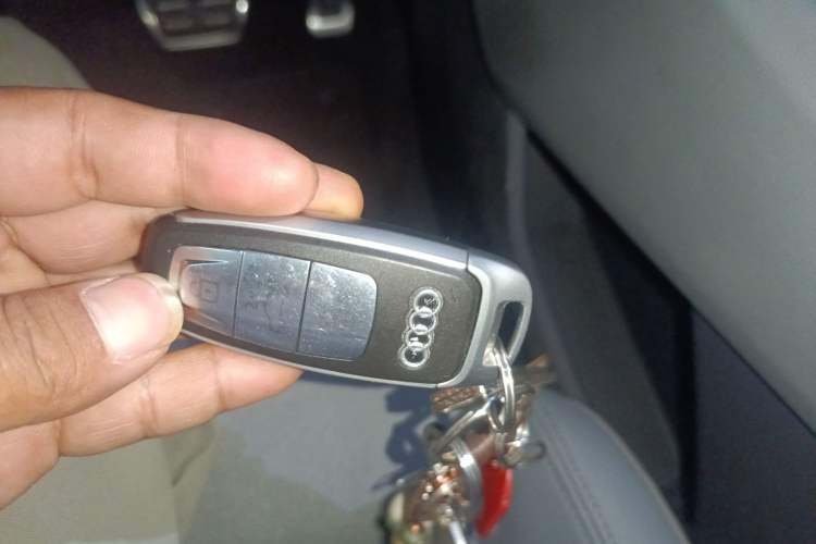 Used Audi Q6 2023 45 TFSI quattro Qiyun Edition Flying Rider Package Vehicle Key