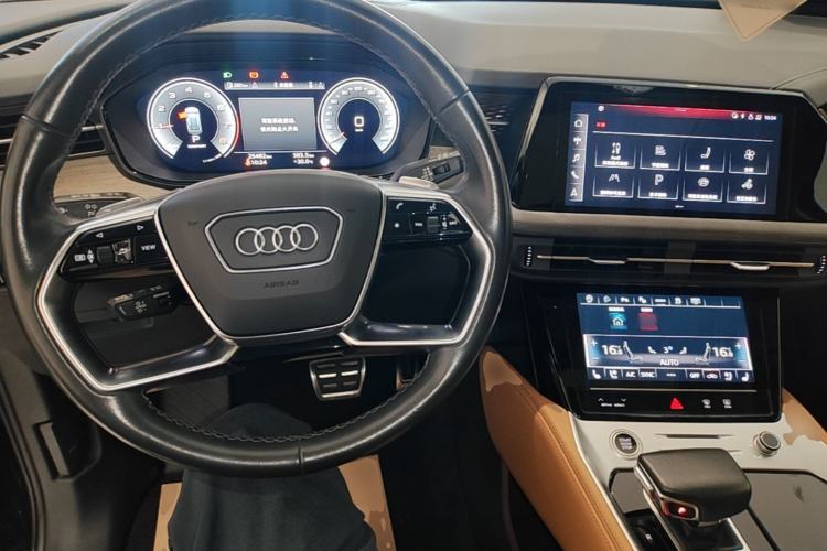 Used Audi Q6 2024 45 TFSI quattro Qiyun Edition Yulin Package 6 seats Center Console
