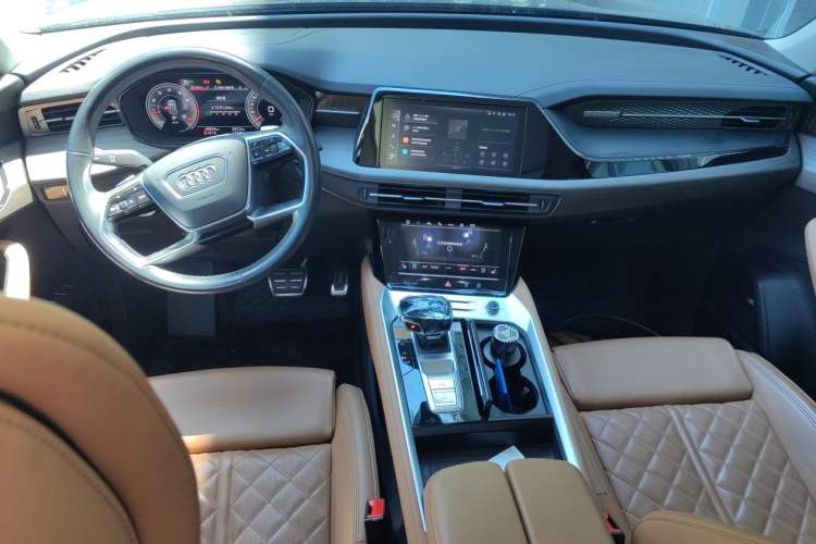 Used Audi Q6 2024 45 TFSI quattro Qiyun Edition Yulin Package 6 seats Center Console