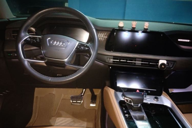Used Audi Q6 2024 45 TFSI quattro Qiyun Edition Yulin Package 6 seats Center Console