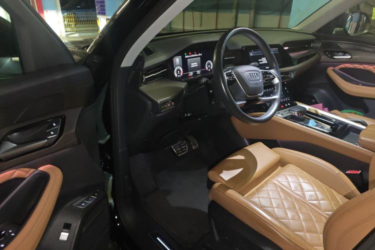 Used Audi Q6 2024 45 TFSI quattro Qiyun Edition Yulin Package 6 seats Driver Seat