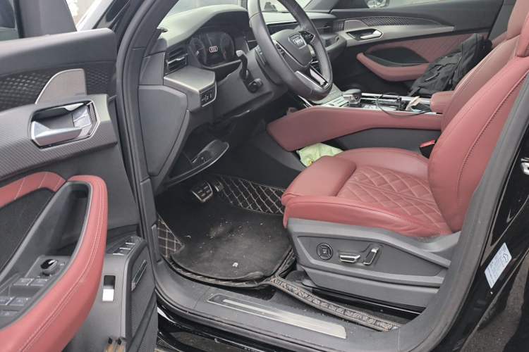 Used Audi Q6 2024 45 TFSI quattro Black Warrior Edition 6 Seats Driver Seat