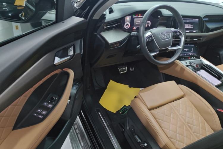 Used Audi Q6 2024 45 TFSI quattro Qiyun Edition Yulin Package 6 seats Driver Seat
