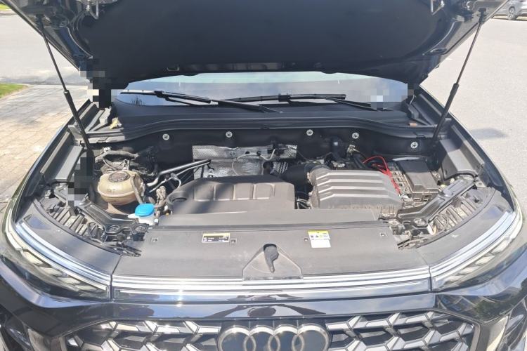 Used Audi Q6 2024 45 TFSI quattro Black Warrior Edition 6 Seats Engine Bay