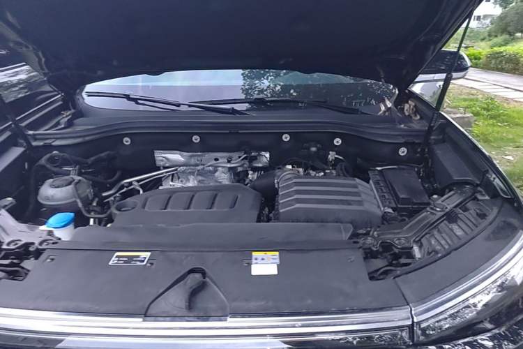 Used Audi Q6 2024 40 TFSI quattro Guanyun Edition Yulin Package 7 Seats Engine Bay