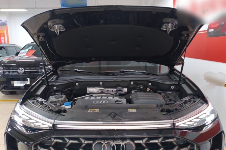 Used Audi Q6 2024 50 TFSI quattro Black Warrior Edition 6-seater Engine Bay