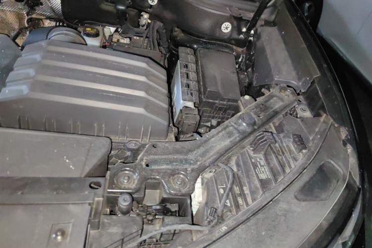 Used Audi Q6 2024 40 TFSI quattro Guanyun Edition Yulin Package 7 Seats Engine Bay Left