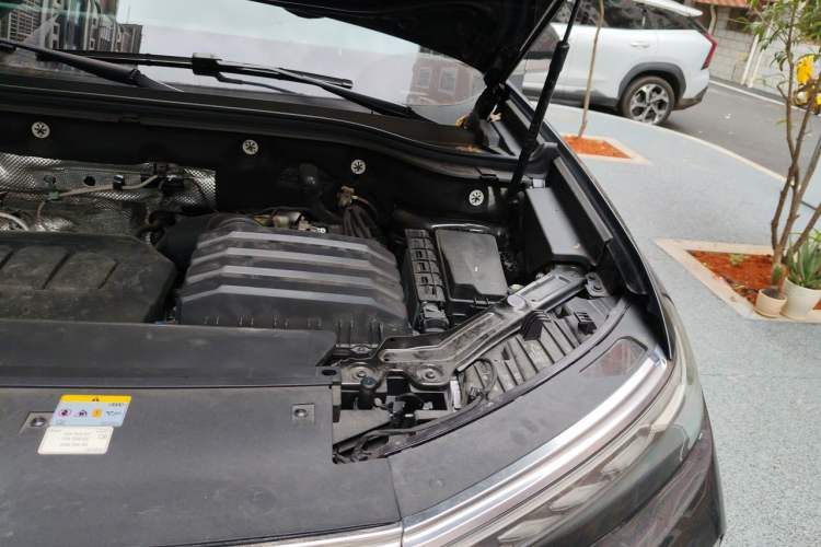 Used Audi Q6 2024 40 TFSI quattro Guanyun Edition Yulin Package 7 Seats Engine Bay Left