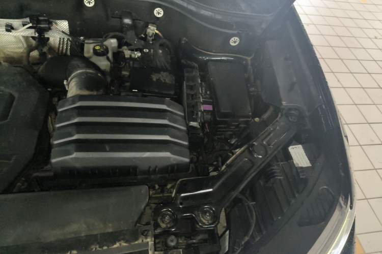 Used Audi Q6 2024 45 TFSI quattro Qiyun Edition Yulin Package 6 seats Engine Bay Left