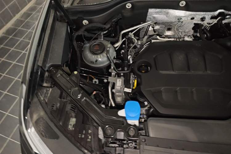 Used Audi Q6 2024 40 TFSI quattro Guanyun Edition Yulin Package 7 Seats Engine Bay Right