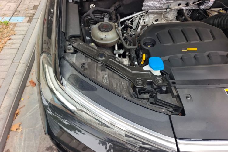 Used Audi Q6 2024 40 TFSI quattro Guanyun Edition Flying Rider Package 6-seater Engine Bay Right