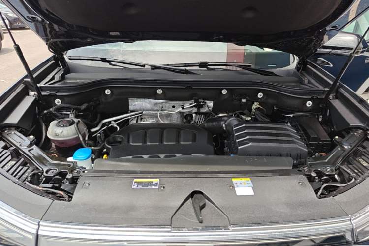 Used Audi Q6 2024 45 TFSI quattro Zhuyun Edition Flying Rider Package 6 Seats Engine Bay