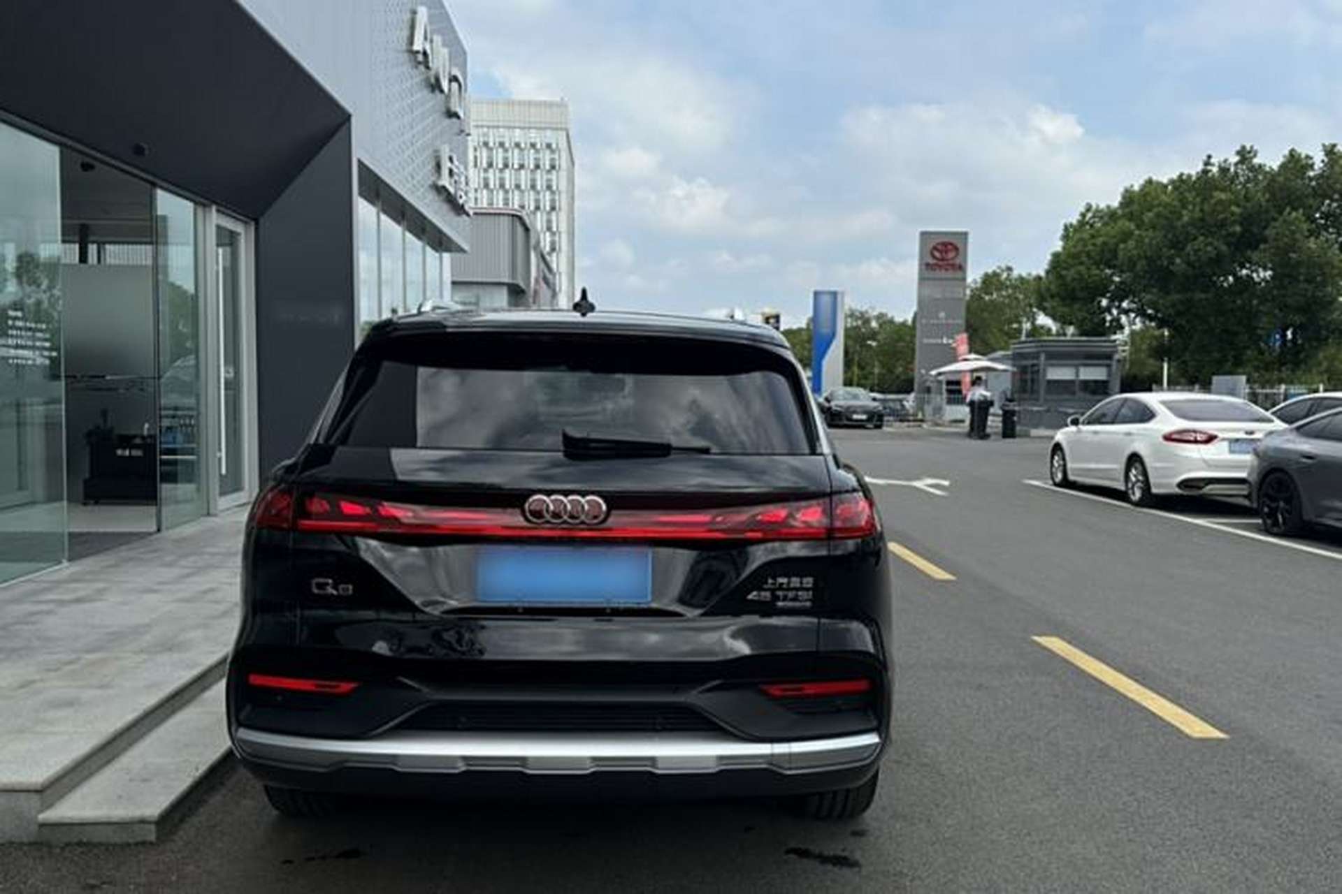 Used Audi Q6 2024 45 TFSI quattro Qiyun Edition Yulin Package 6 seats Exterior 2