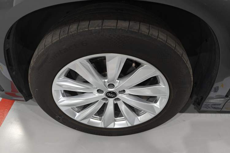 Used Audi Q6 2024 45 TFSI quattro Qiyun Edition Yulin Package 6 seats Exterior 4