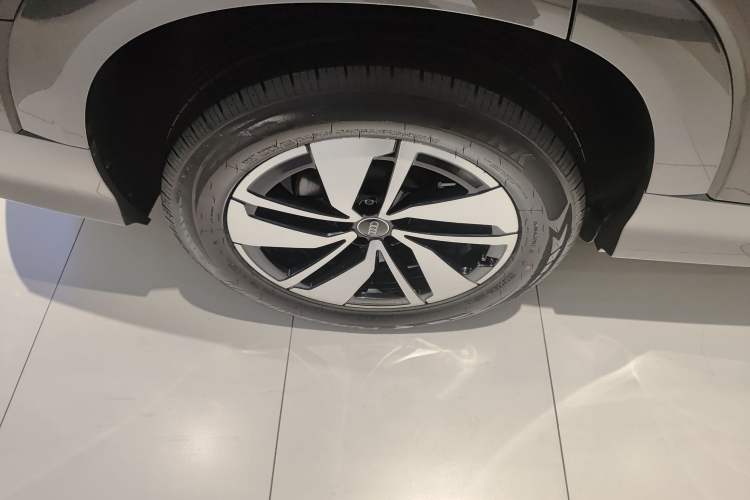 Used Audi Q6 2024 40 TFSI quattro Guanyun Edition Yulin Package 7 Seats Exterior 5
